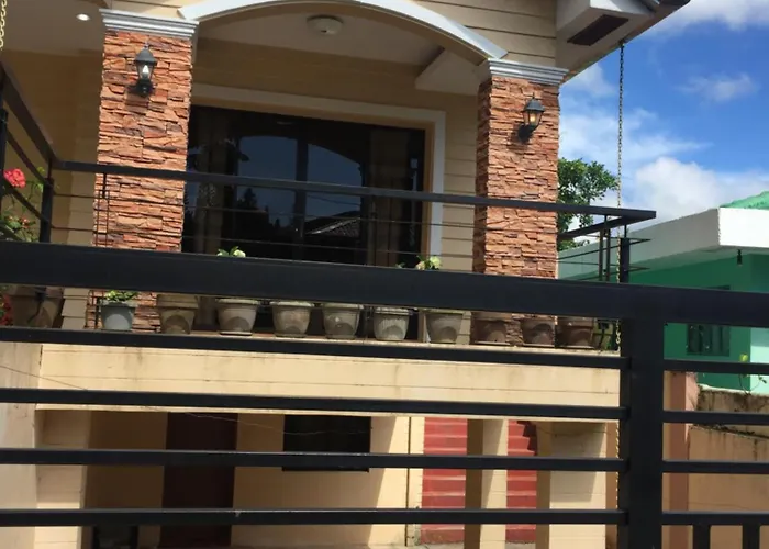 Tagaytay Rest House