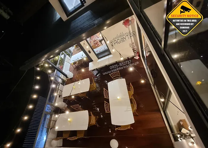Salablanca Brand New Jacuzzi Heated Pool Ps5 Vr Cinema Fully Ac Indoors Smart Tvs With Netflix Disney Plus Large Balcony