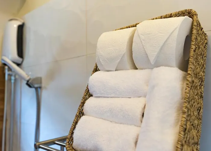 Tagaytay Staycation With Pool And Free Private Parking